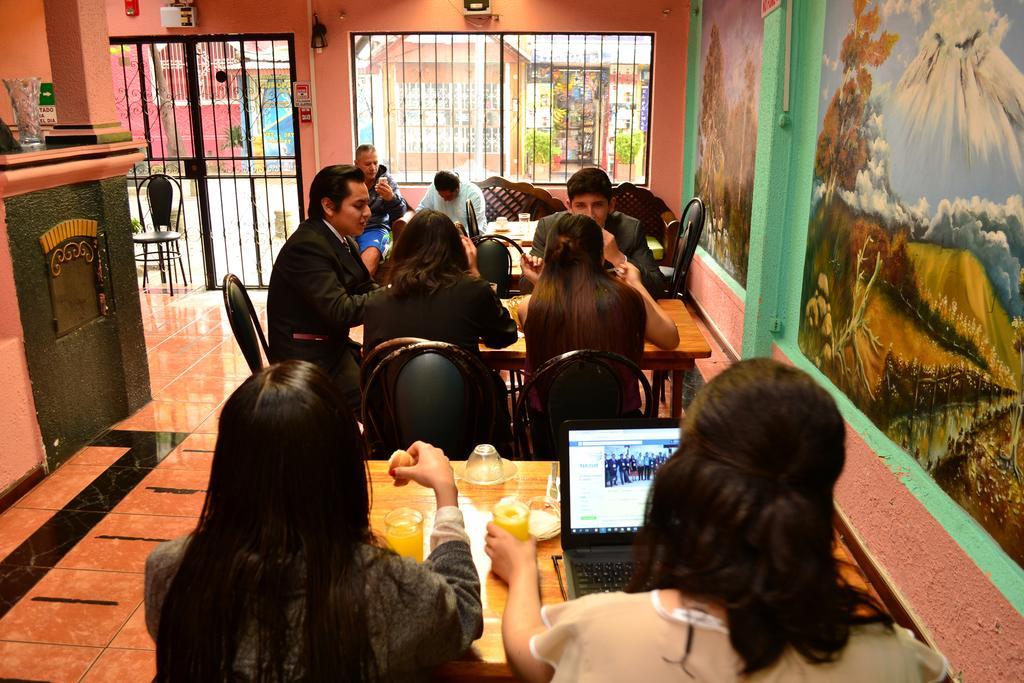 Hostal Loro Verde Quito Exteriér fotografie