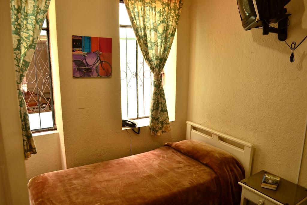 Hostal Loro Verde Quito Exteriér fotografie